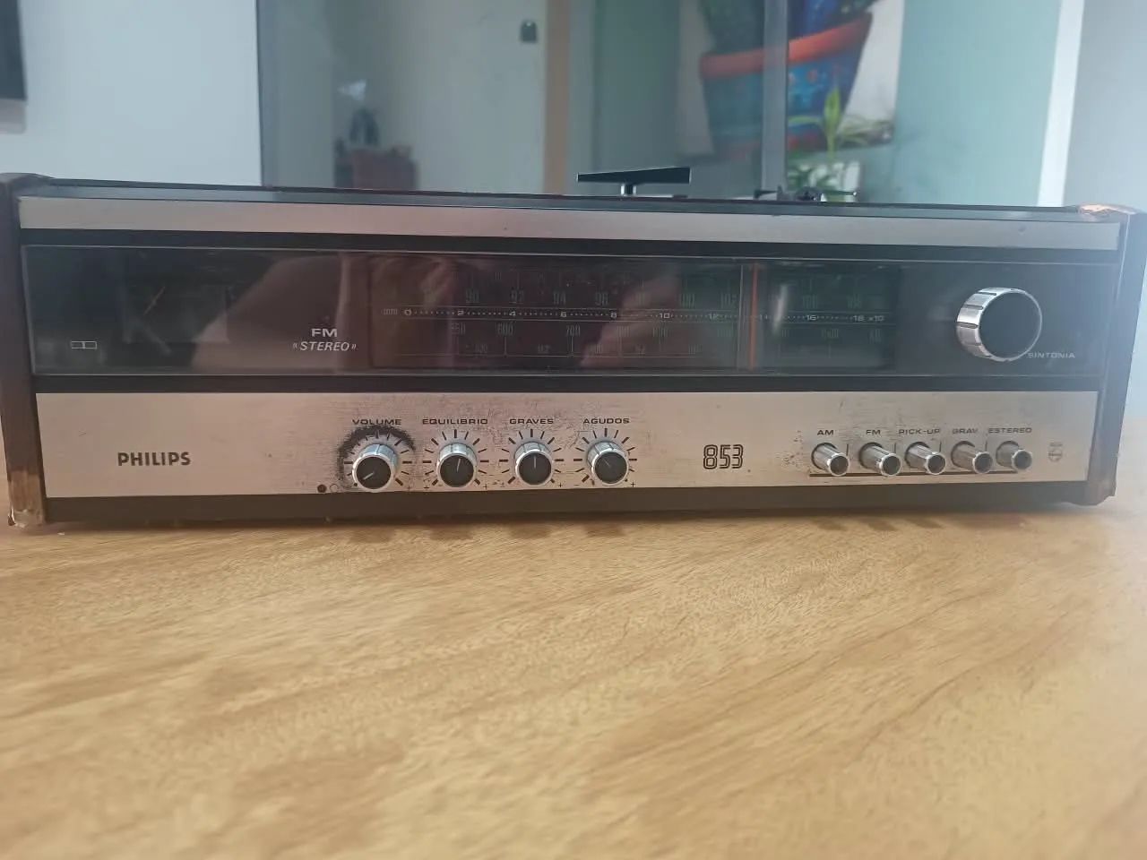 Toca disco Philips 853
