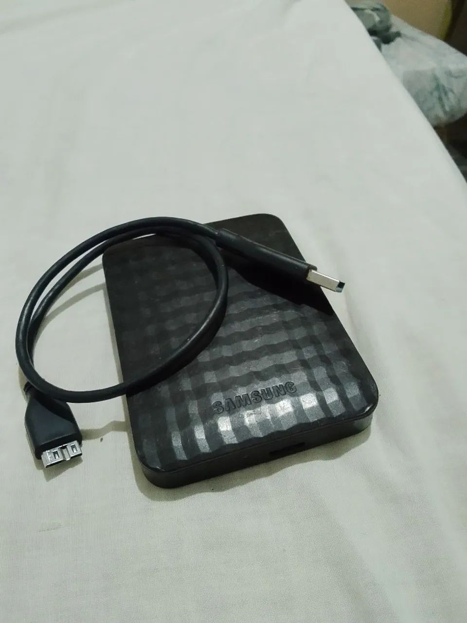 HD externo de 1 TB da Samsung (acompanha cabo) - Foto 2
