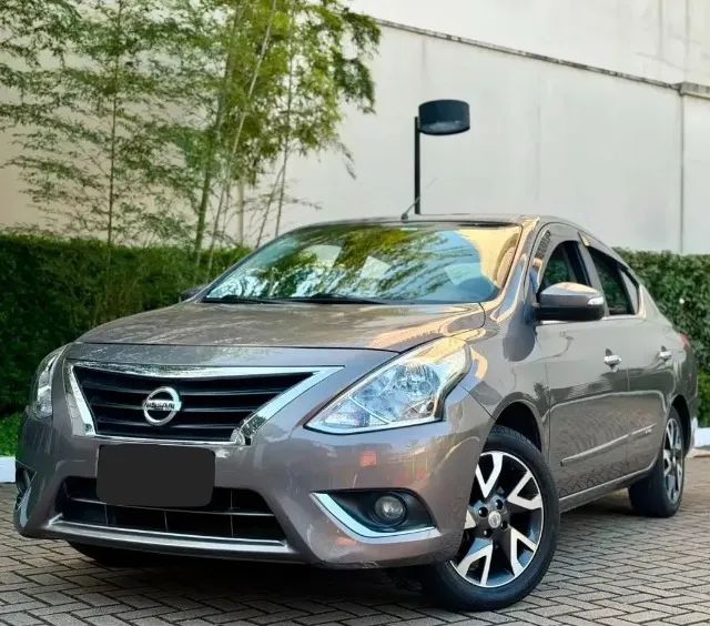 Nissan Versa UNIQUE 1.6 16V 2017