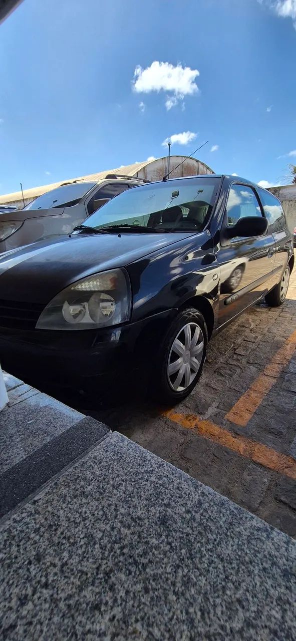 Renault Clio Clio Hi-Flex 1.0 16V 3p 2012