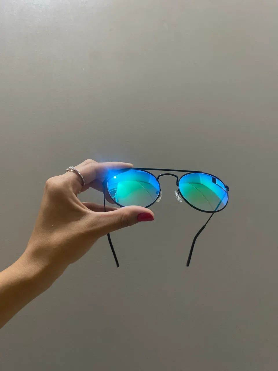 Óculos Ray-Ban Round Double Bridge Preto com Lentes Verdes/Azuis
