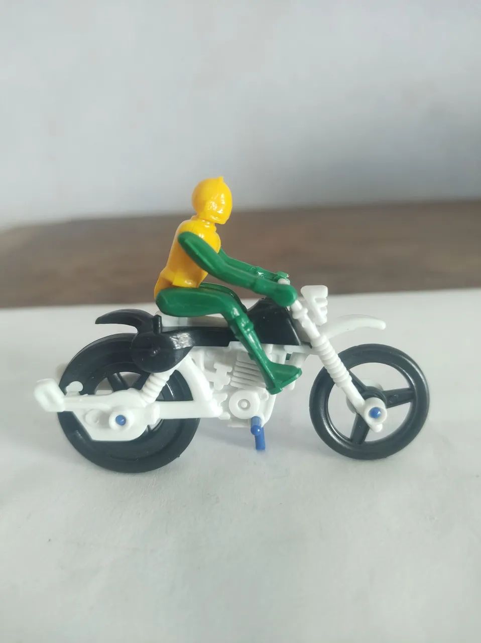 Brinquedo Antigo Motinha Pevi - Foto 2