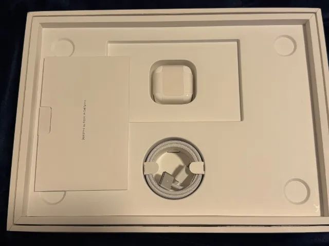 MacBook Air 13" M5 | Importado EUA | Nunca usado