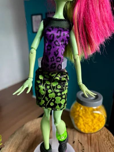 Boneca Monster High Venus McFlytrap - Usada - Foto 3