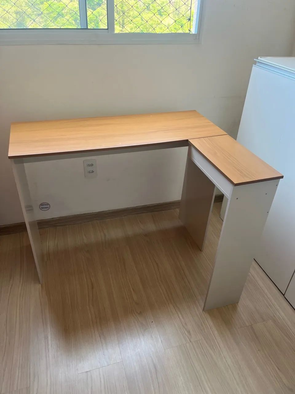Vendo escrivaninha 