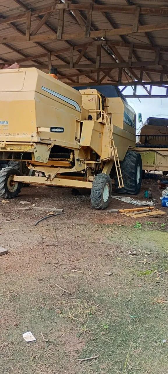 Colheitadeira - Foto 3