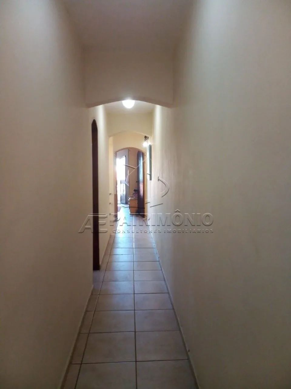 SOBRADO COM 5 QUARTOS - Pacaembu - Foto 2