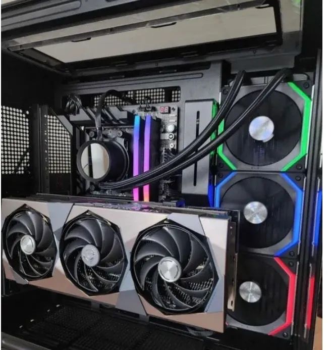 SETUP GAMER HIGH-END - RYZEN 9 + RTX 4080 + MONITOR ZOWIE 240 Hz - Foto 2