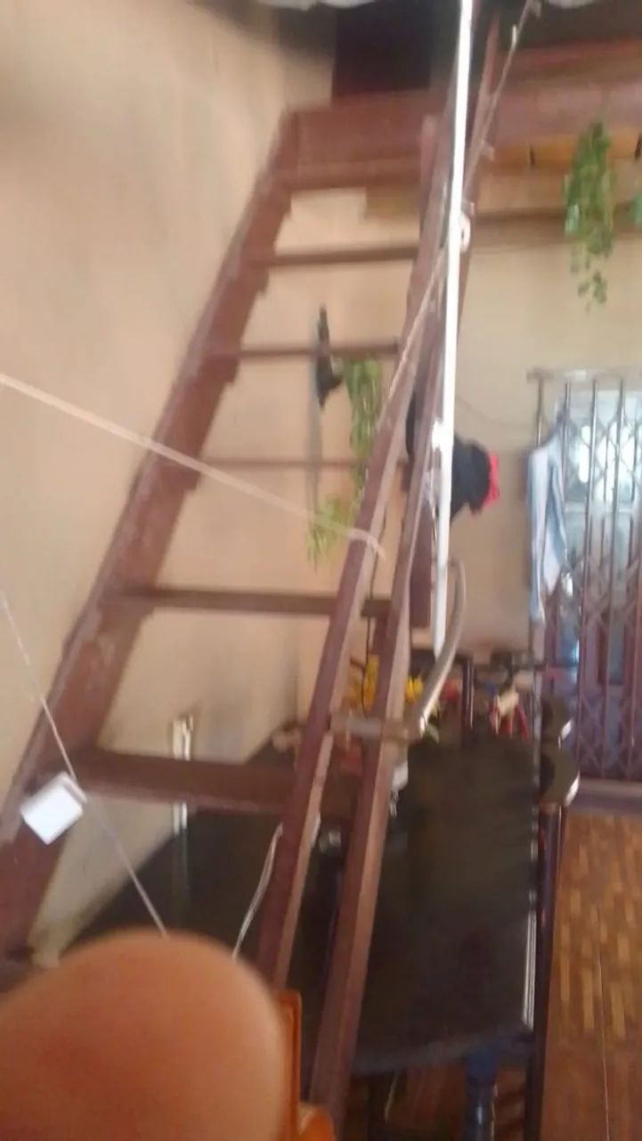 Vendo uma linda casa com piscina  - Foto 3