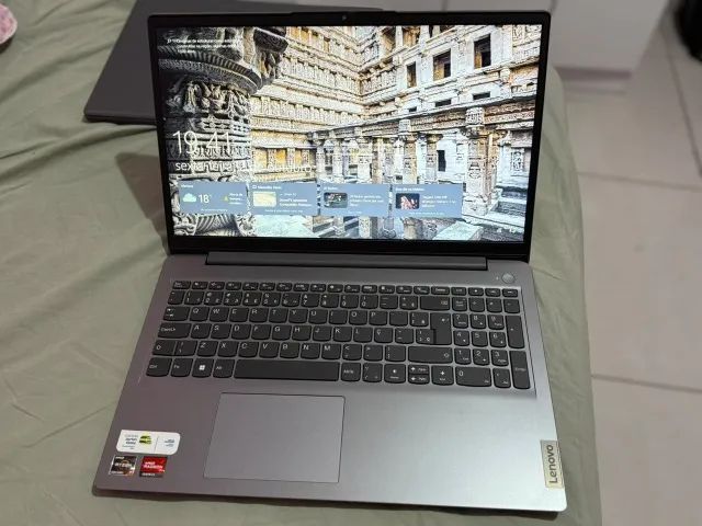 Notebook Lenovo Ryzen 7 IdeadPad 3