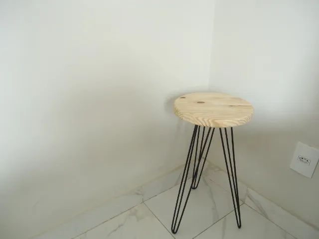Mesinha de canto tripé - Foto 4
