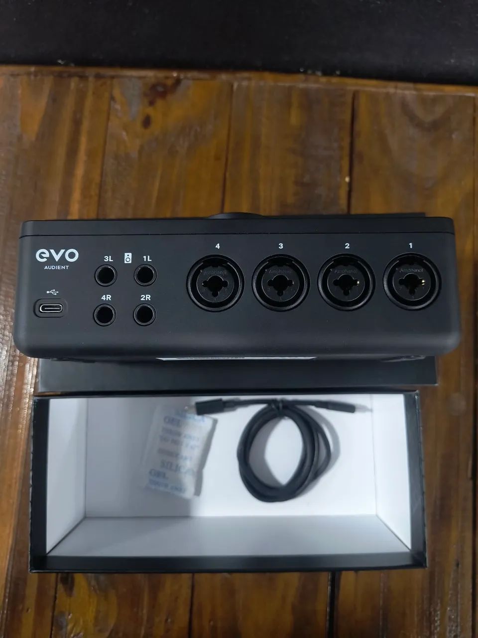 Audient EVO 8 - Interface de áudio  - Foto 3