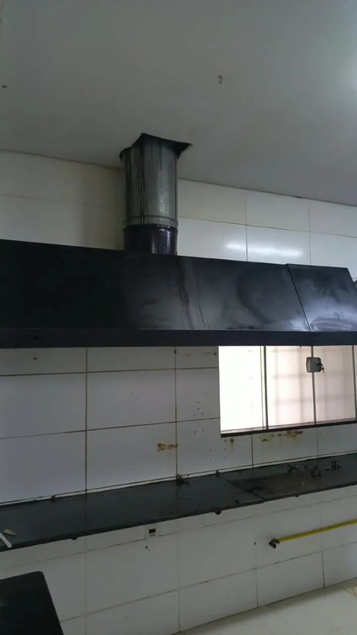 Coifa galvanizada pintada de preto 2,20 x 0,65