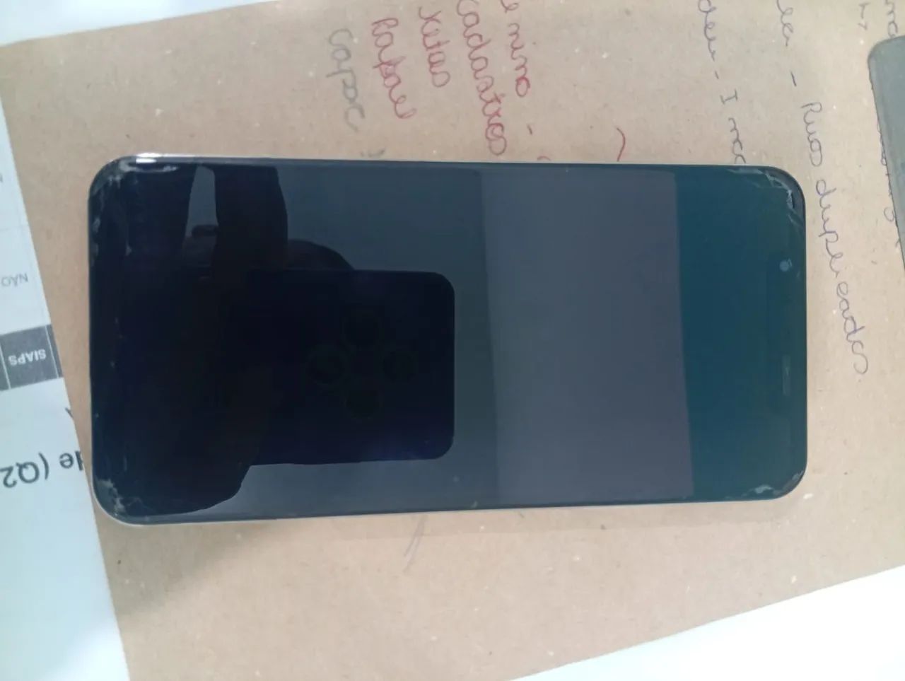 Celular lg G8s thing