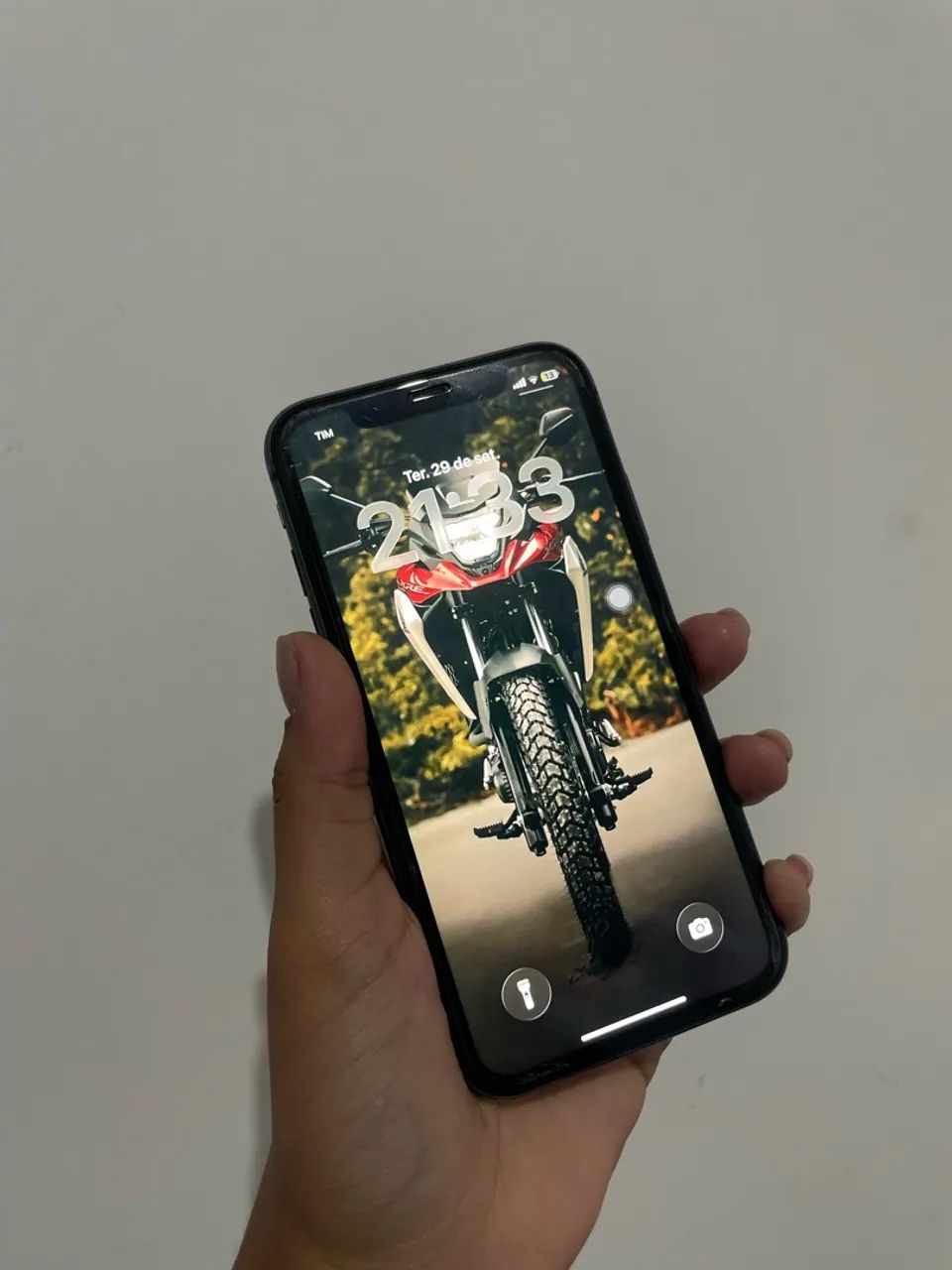 Vendo IPhone 11 todo original  - Foto 2