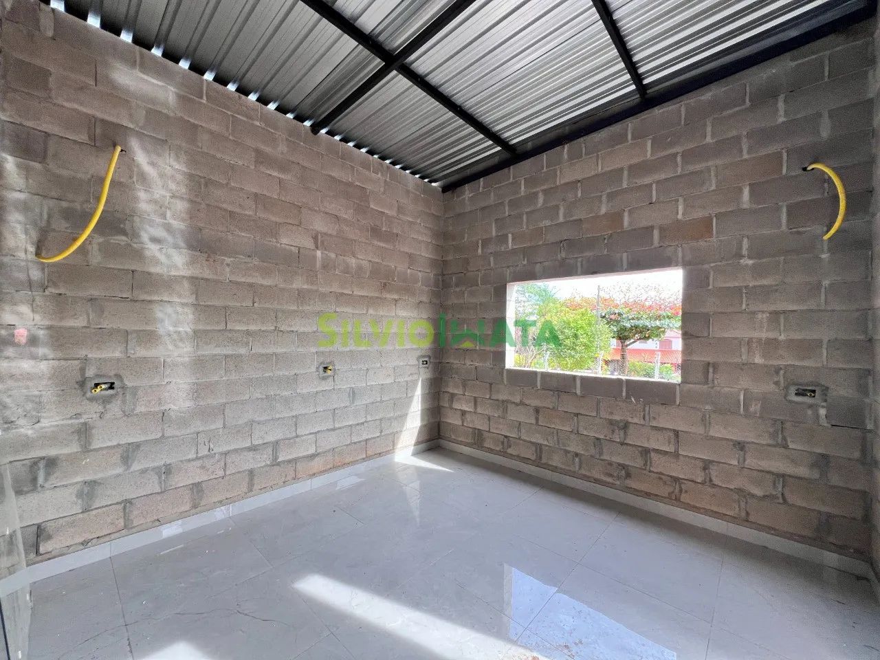 EXCELENTE BARRACÃO DE 215 M² PARA LOCAR NO VALE AZUL - Foto 3