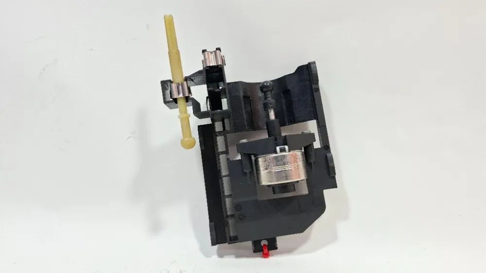 Motor Nivelador Farol Esq. Mercedes C200 W205 2015 A 2018 Preto - Foto 2