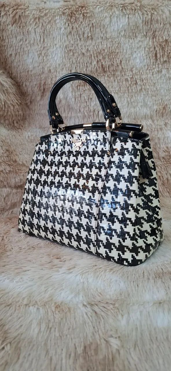 Bolsa prada preta e branca nova - Foto 2
