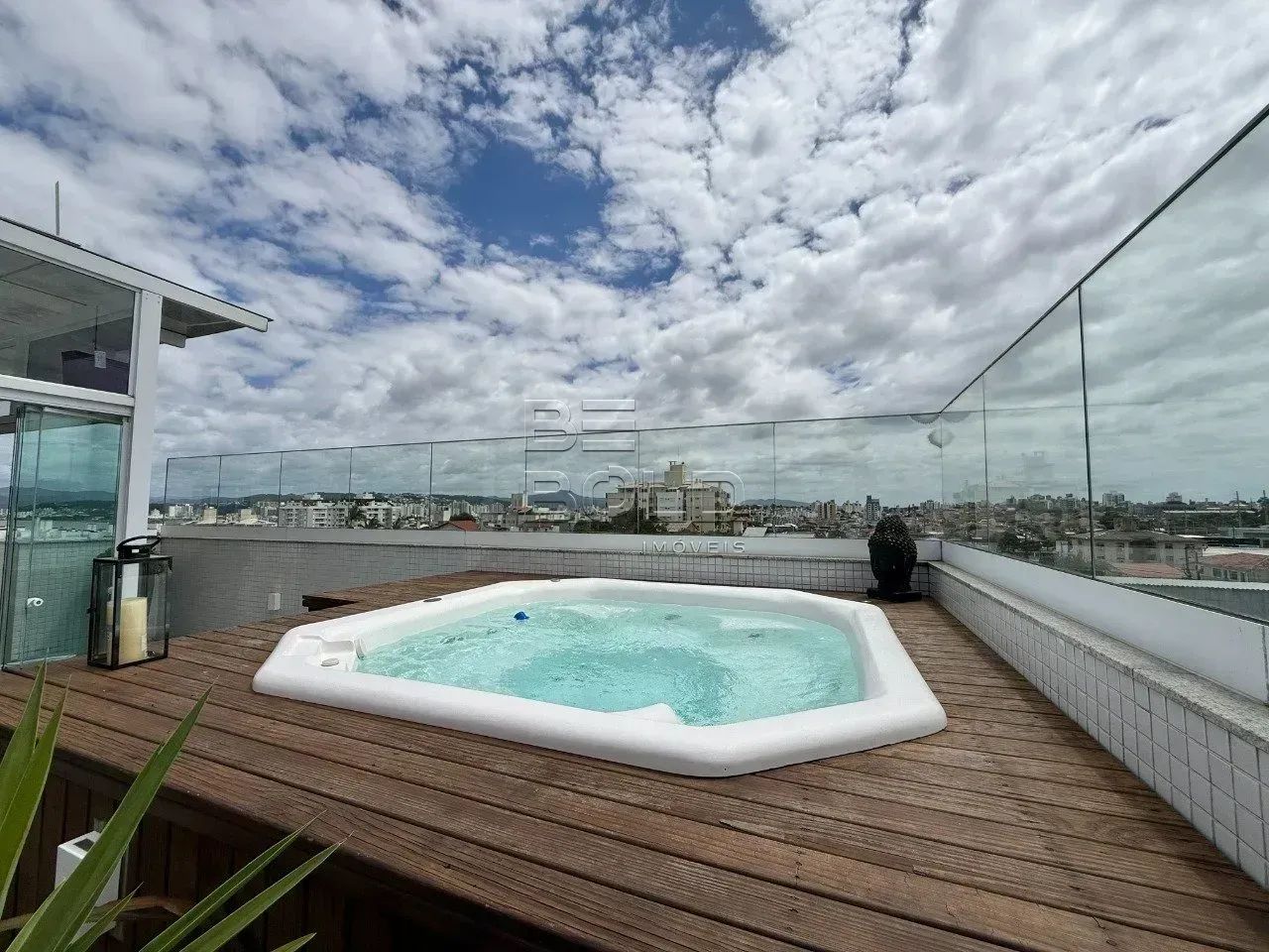 Cobertura plana com terraço e jacuzzi no Abraão - Foto 5