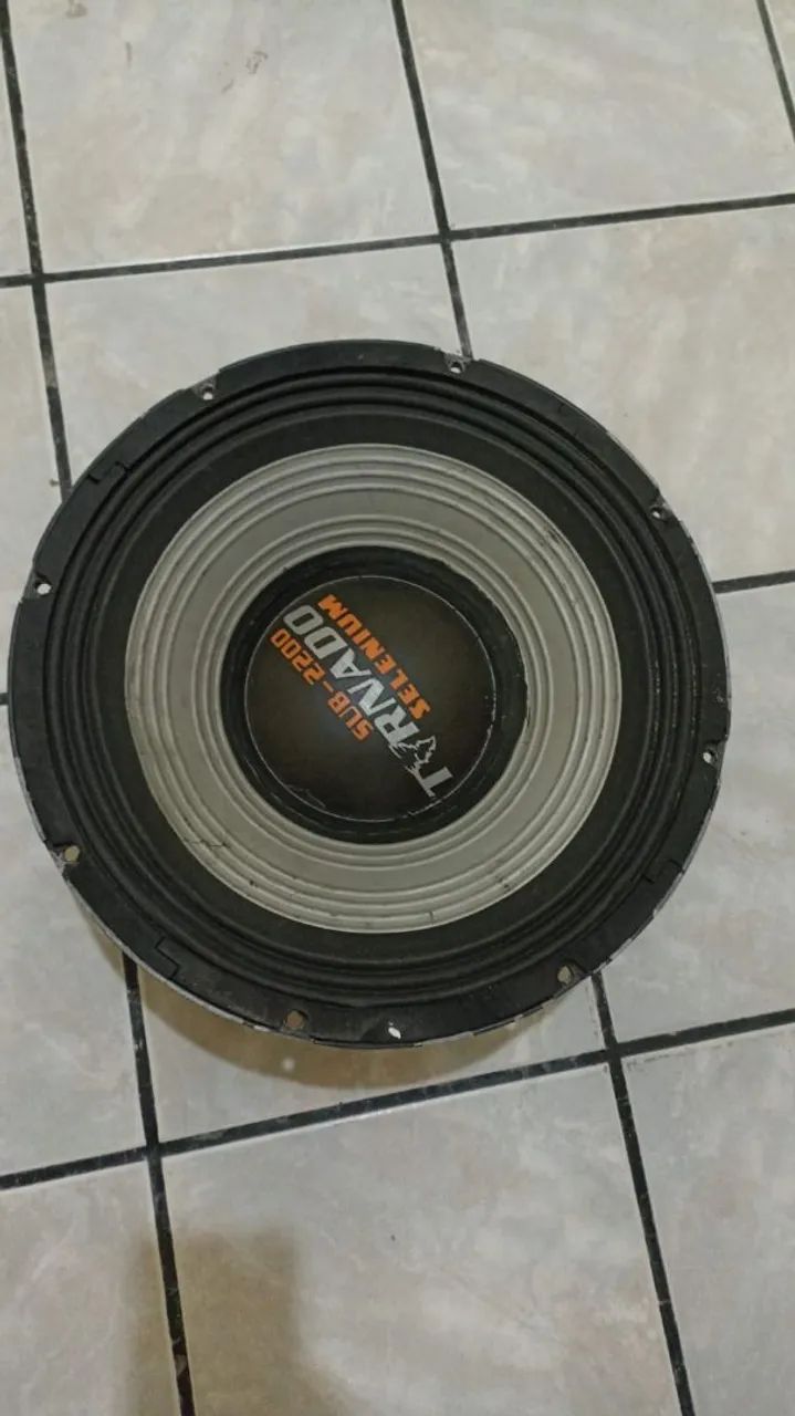 Grave Tornado 15" 2200