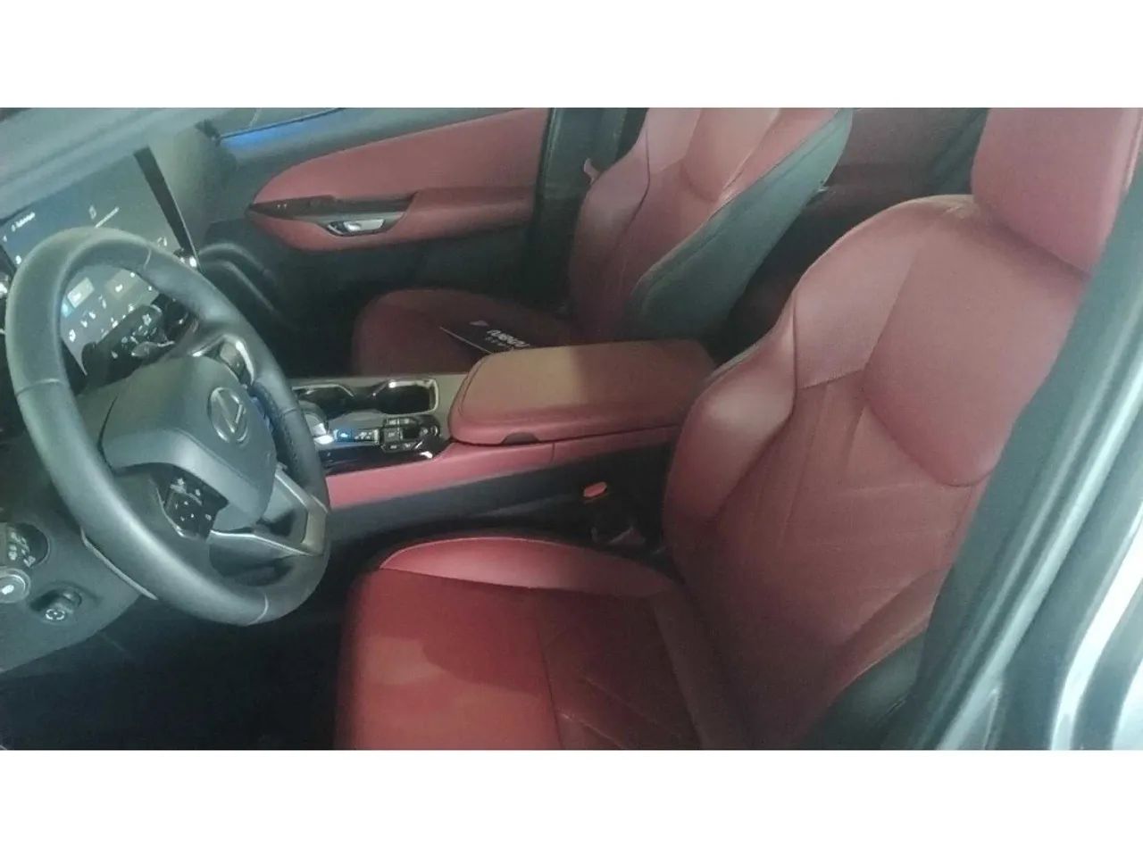 Lexus NX-450h+ AWD 2.5 16V Aut. (Híbrido), foto 11 de 15