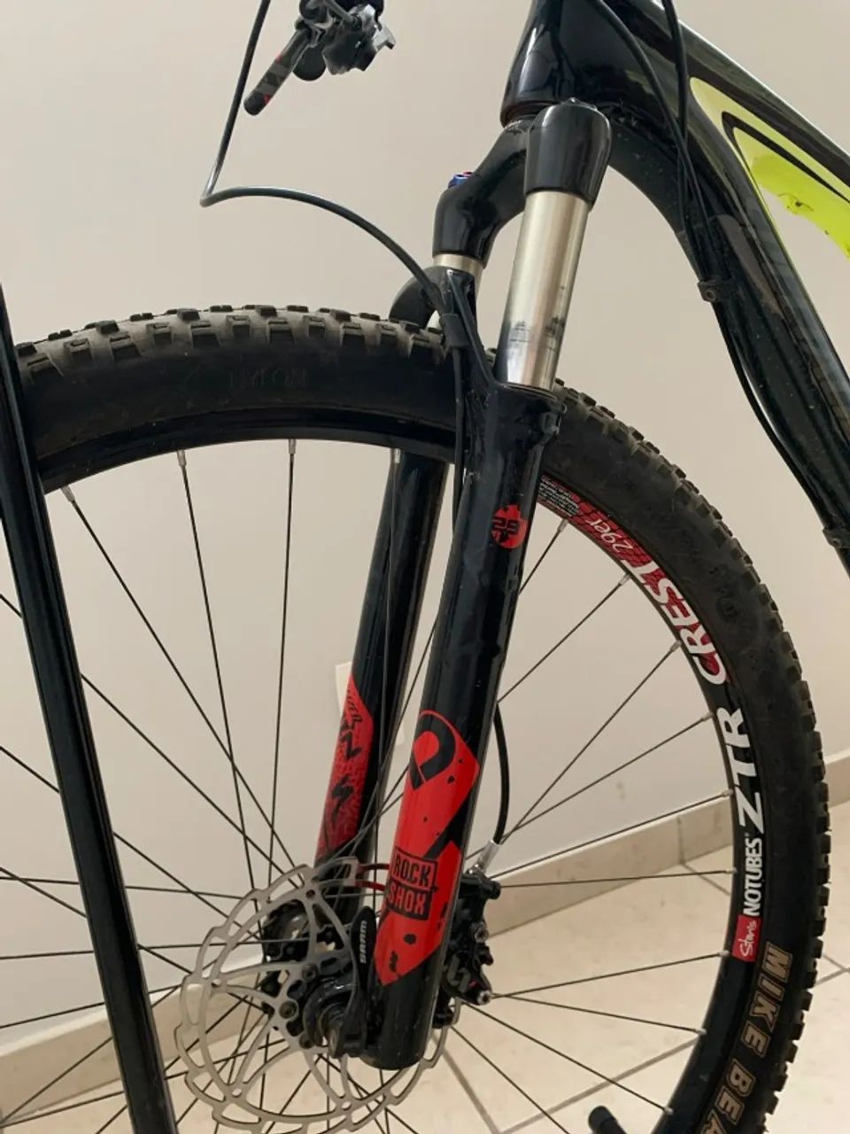 Bicicleta Specialized full suspension - Foto 4