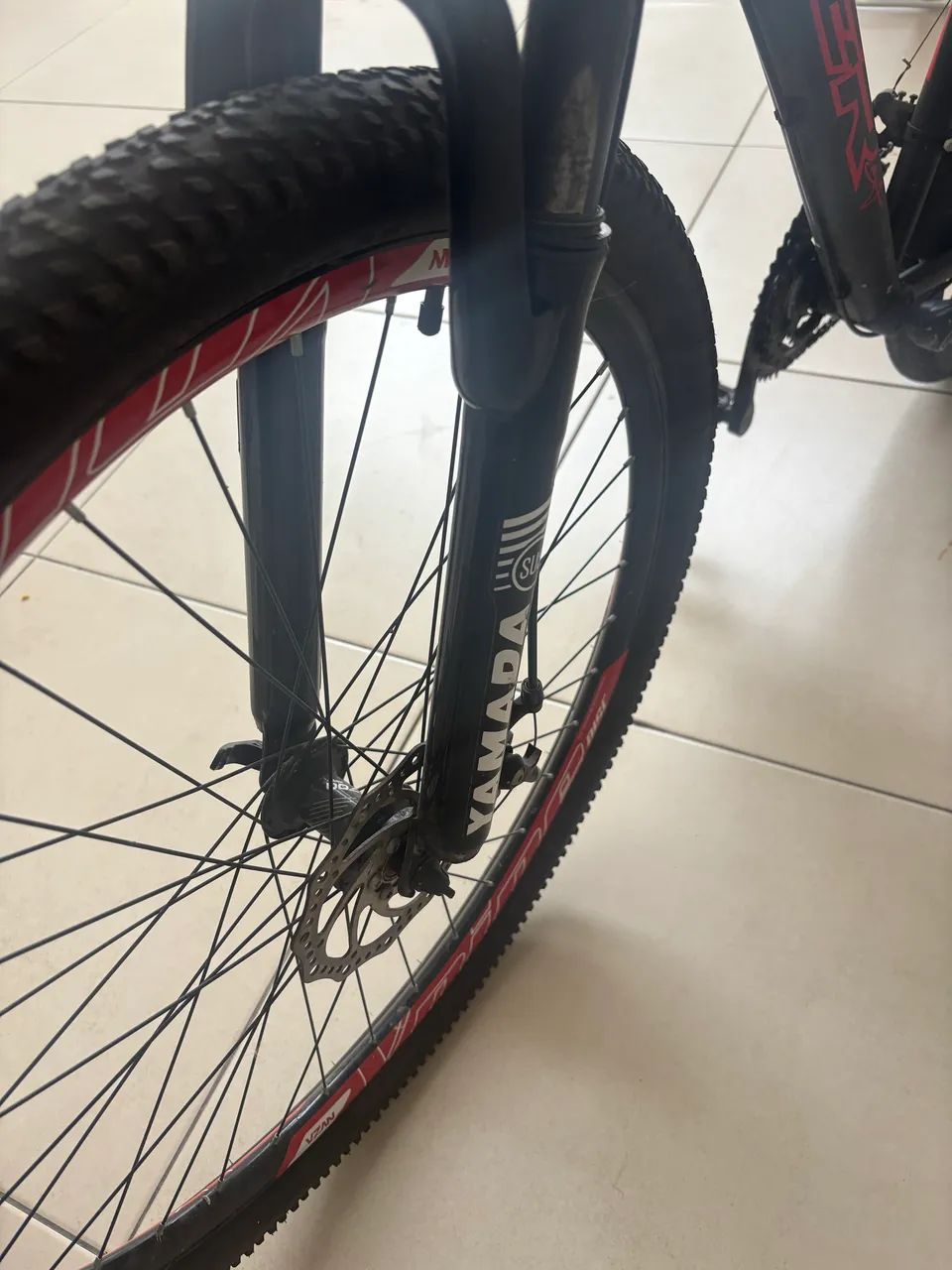Bicicleta aro 29 acompanhar capacete e suporte para carro - Foto 3