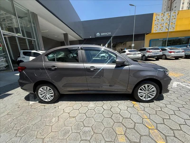 Fiat Cronos Drive 1.3 8V Flex 2023 - Foto 4