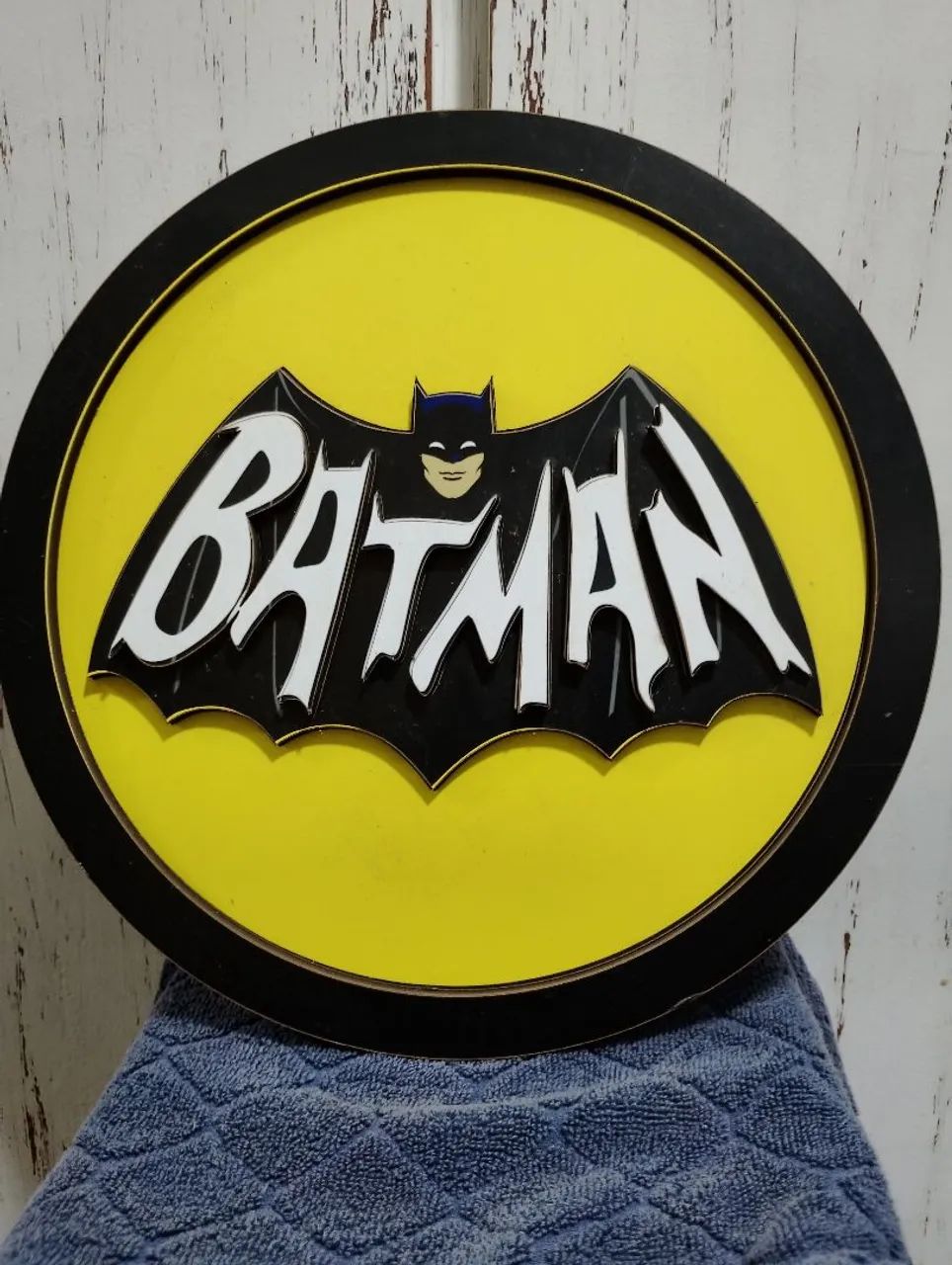 Placa redonda com logo do Batman