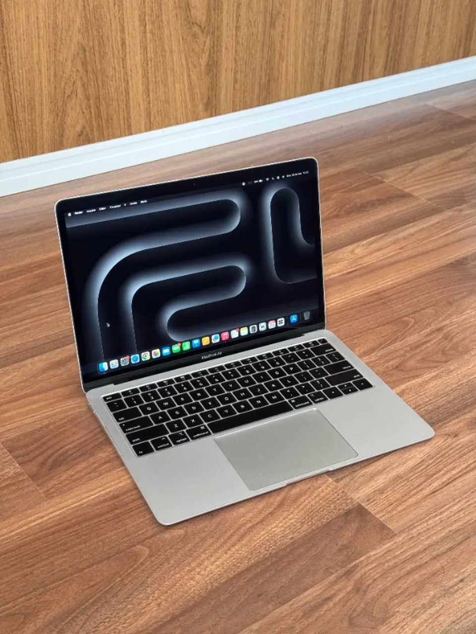 Apple MacBook Pro 2020 - Core i5 | 512GB SSD | Quad Core | 16GB