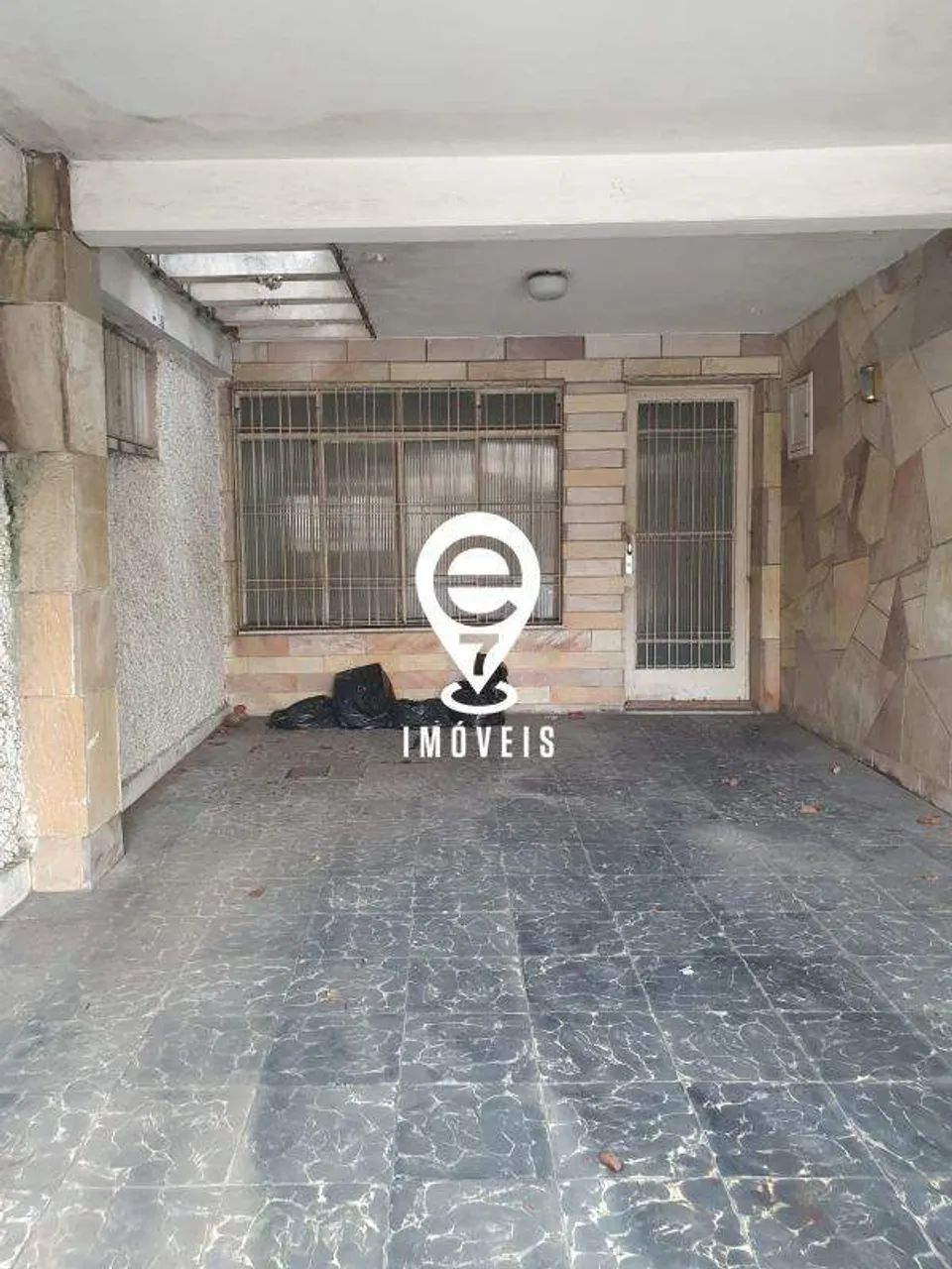 CASA 2 QUARTOS A VENDA - SAÚDE