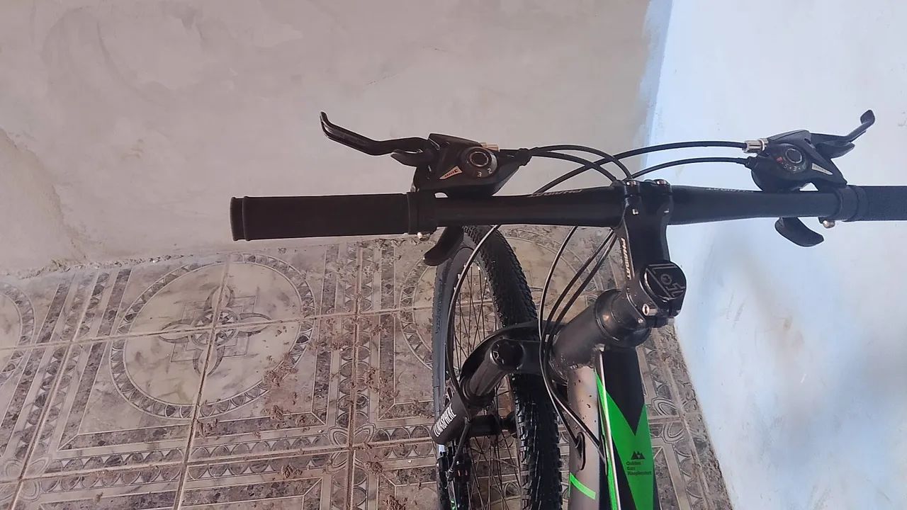 Bicicleta aro 24 21 marchas  - Foto 2