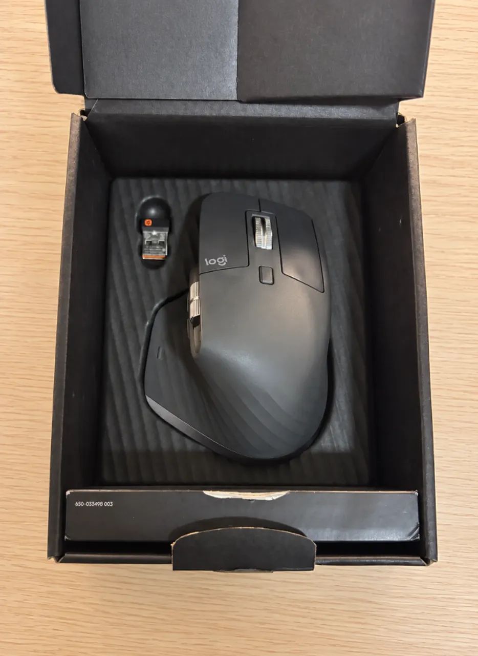 Mouse Logitech MX Master 3S -  com caixa e nota fiscal