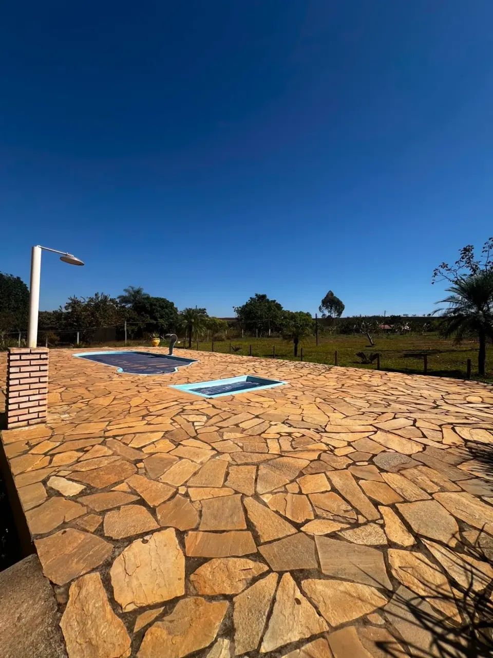 Bela Chácara com córrego perene e piscina em Luziânia - Foto 4