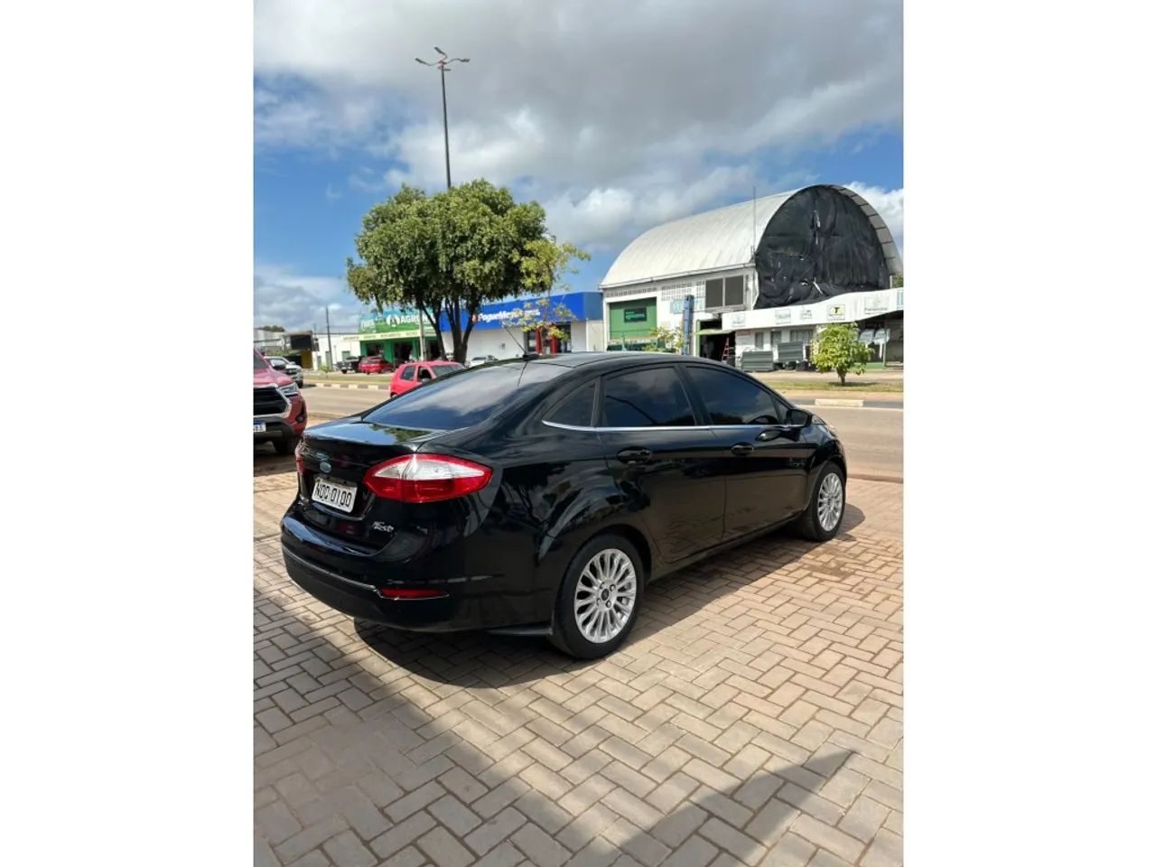 Ford Fiesta Sedan Titanium 1.6 Powershift 2014 - Foto 4