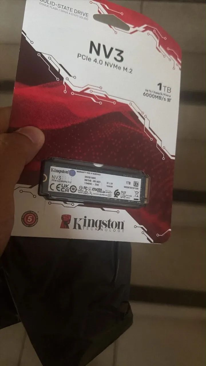 SSD 1TB kingstom NV3