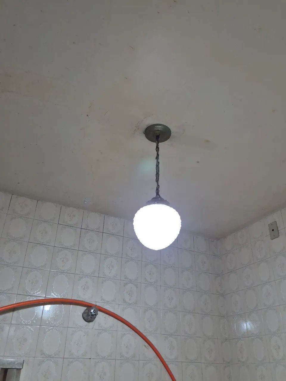1 luminária tipo pendente  e 1 cupula - Foto 3