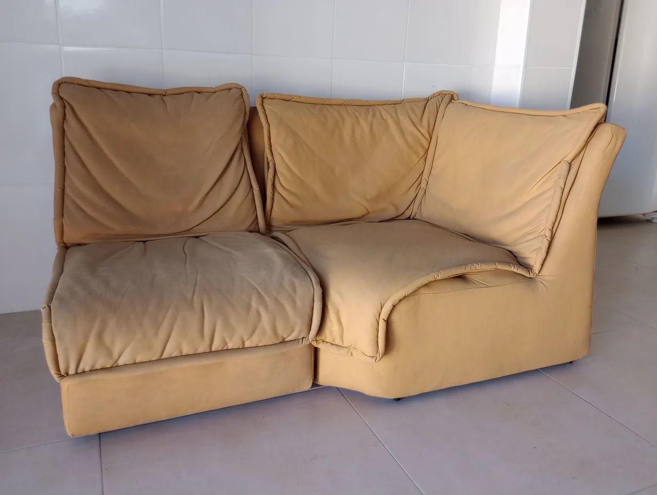 Duas poltronas que juntas formam um sofá de 2 Lugares. - Foto 2