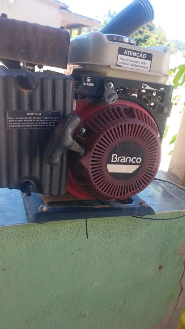 Vende se motobomba a gasolina top de mais 