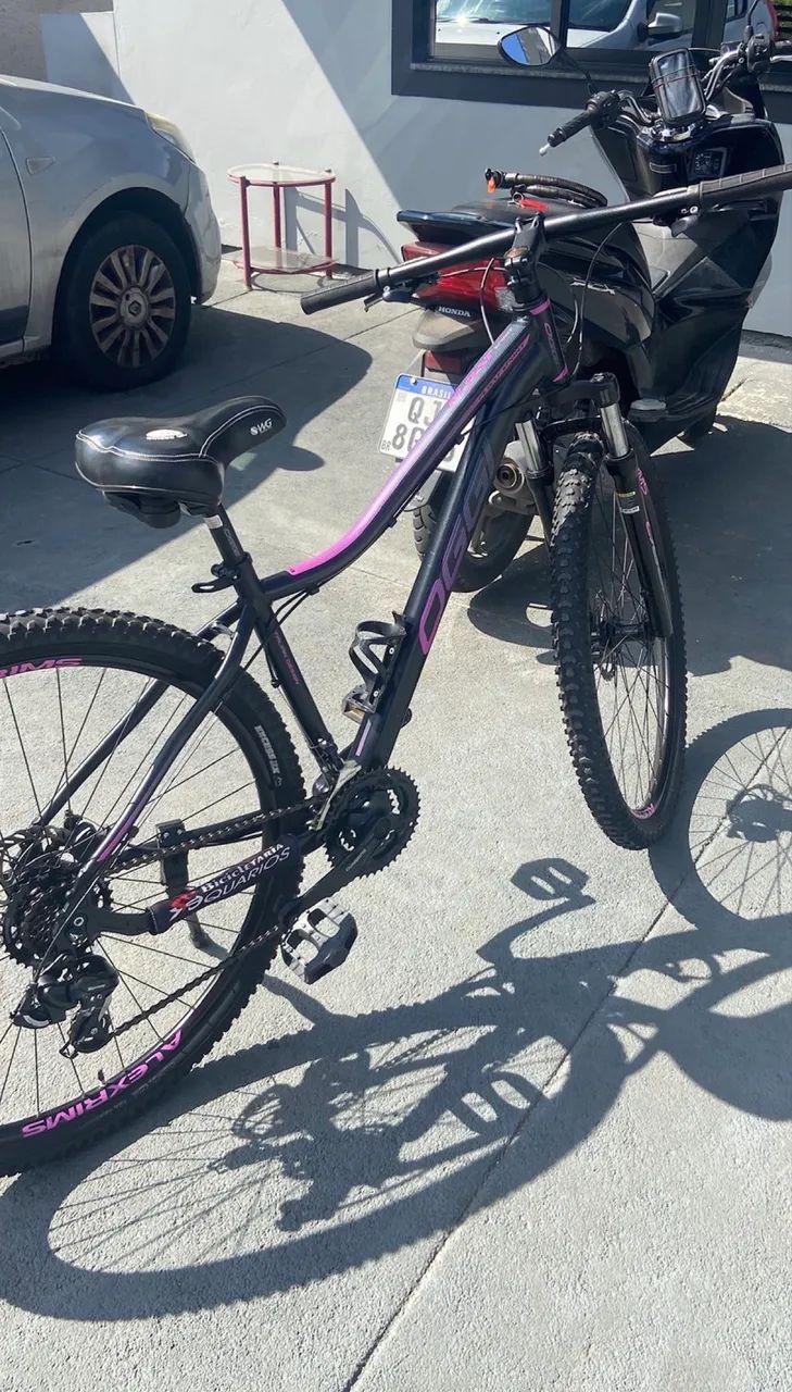 Bicicleta OGGI Float Sport Aro 29 - Excelente estado