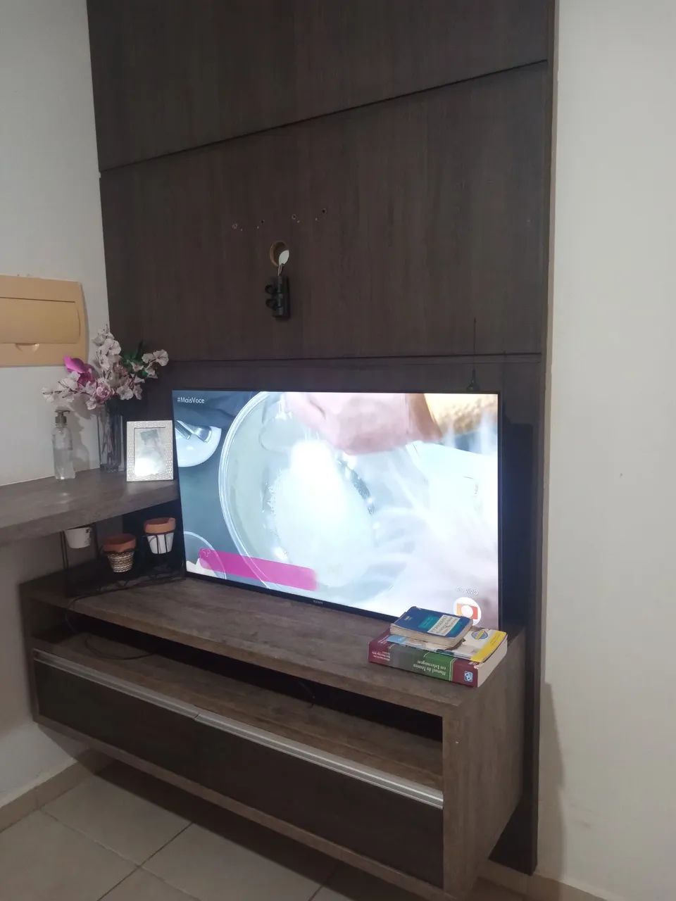 Vendo televisão Semp Roku Tv43 polegadas, funcionando ok, motivo mudança  - Foto 2