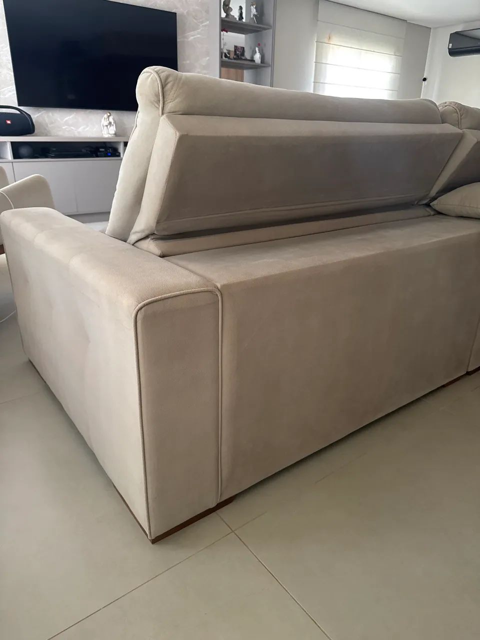 Sofá Retrátil Bege - Foto 3