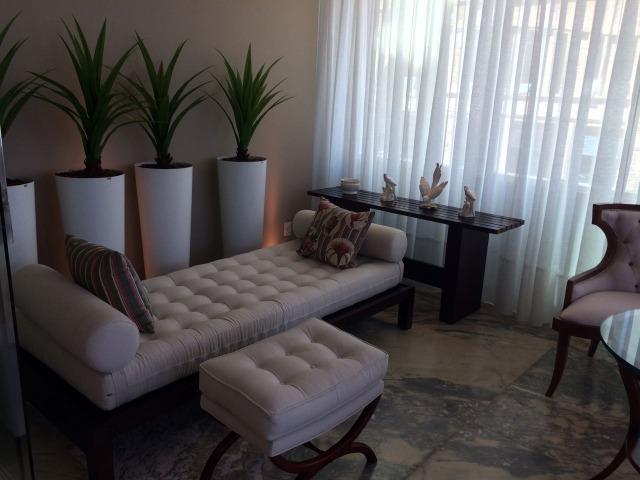 Magnífico apartamento "NOVO" 4 suítes na Avenida em Meia Praia em Itapema SC - Foto 6