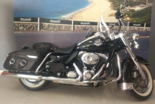 Harley Davidson Road King Classic 2010. Revisada - Foto 2