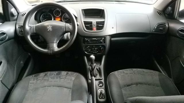 Peugeot 207 XR (2009) Completo - Foto 11