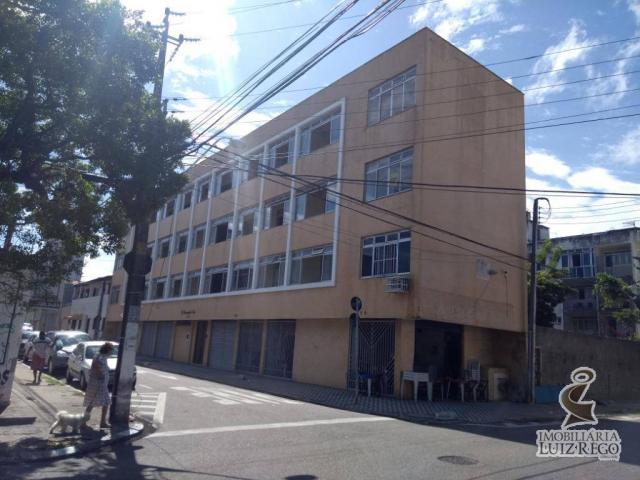 Aluga Apartamento Centro, 1 quarto, em frente ao colégio Justiniano de Serpa