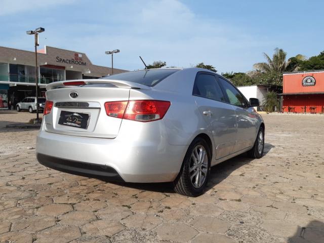 Kia Cerato 1.6 EX3 10/11 - Troco e Financio! - Foto 5