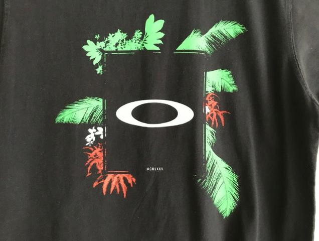 Camiseta Oakley Mod Overboard Tee Preta Original e Nova. (Tamanho: M) - Foto 3