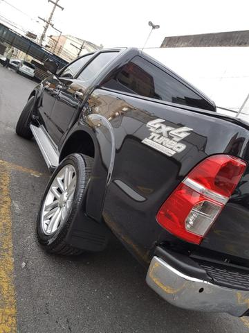 Vendo Hilux 2010 gasolina automática - Foto 2