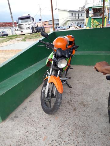 Vende-se esta moto toda documentada - Foto 2